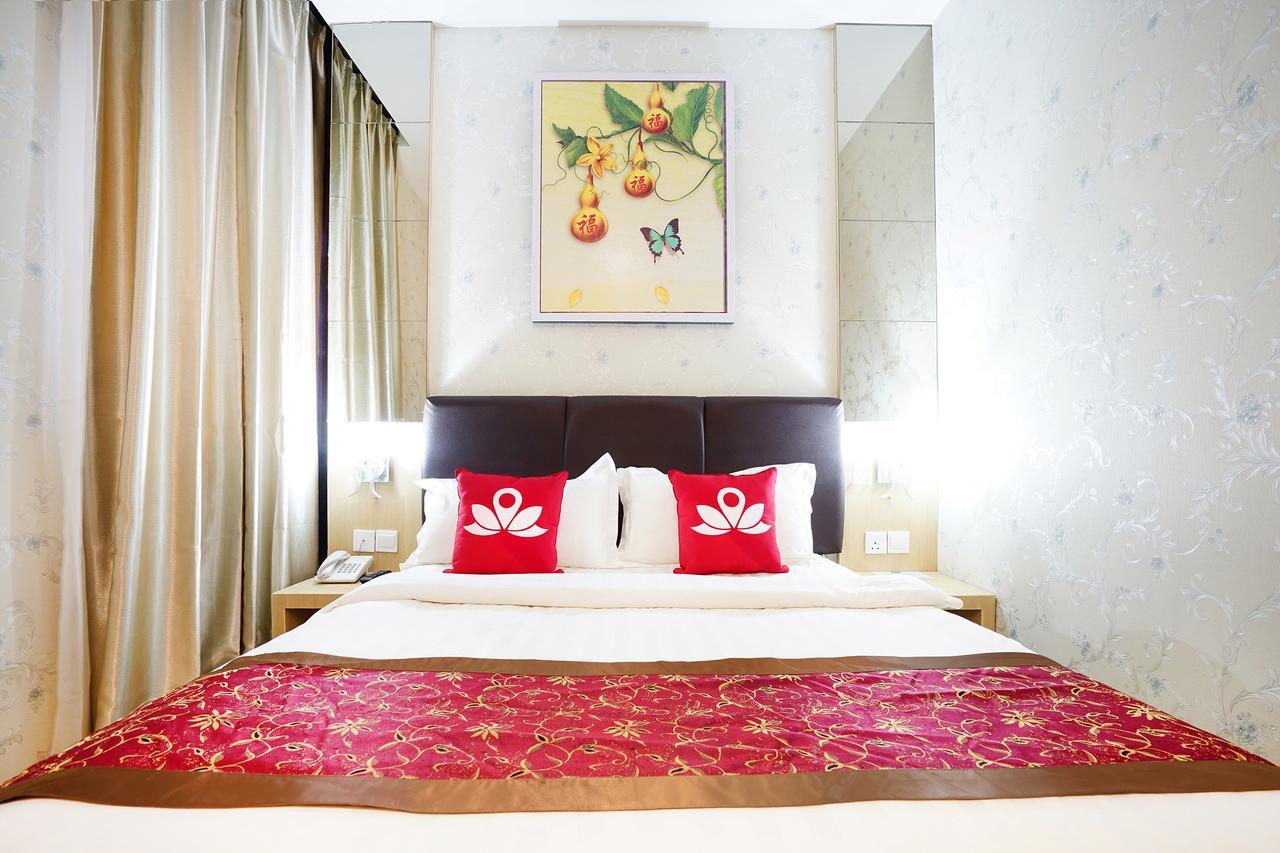 Batam Cardinal Lucky Star Hotel חדר תמונה