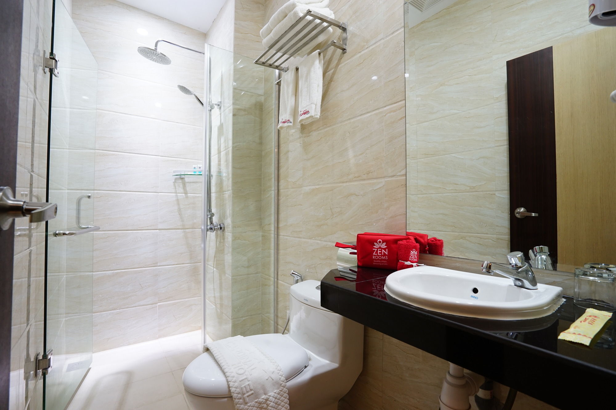 Batam Cardinal Lucky Star Hotel מראה חיצוני תמונה
