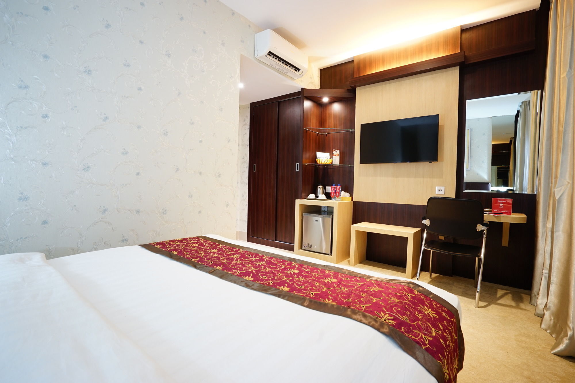 Batam Cardinal Lucky Star Hotel מראה חיצוני תמונה